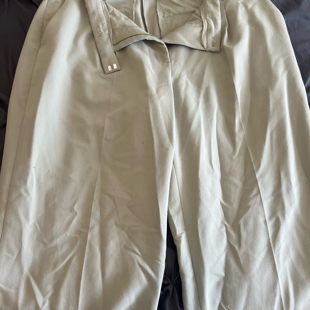 Abercrombie & Fitch Curve Love green trousers